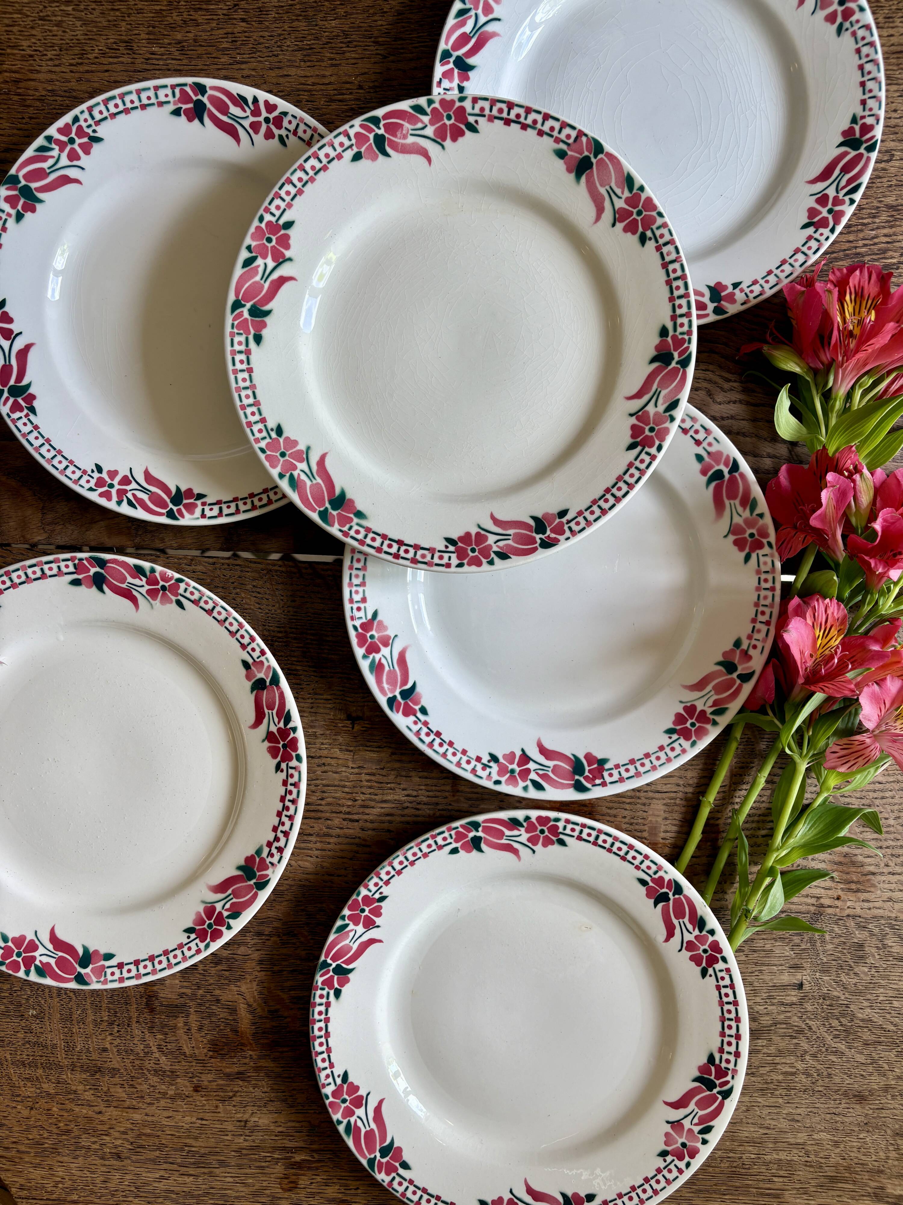 Set of 6 antique flat plates - Saint Amand Céranord