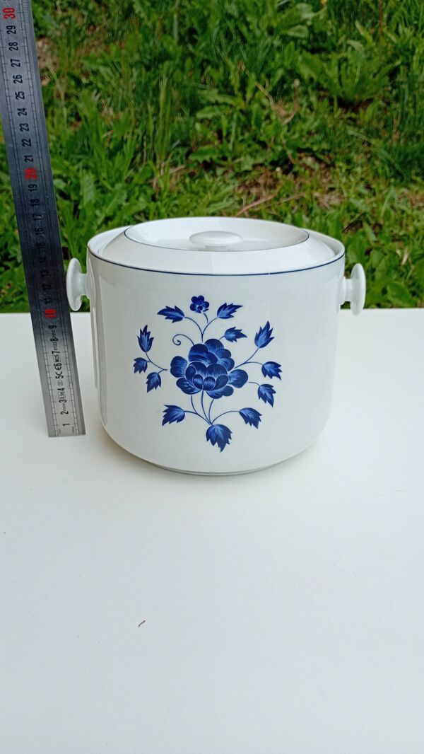 Pot ou Soupière en Porcelaine Marc HELD pour Coquet décor Bernardaud