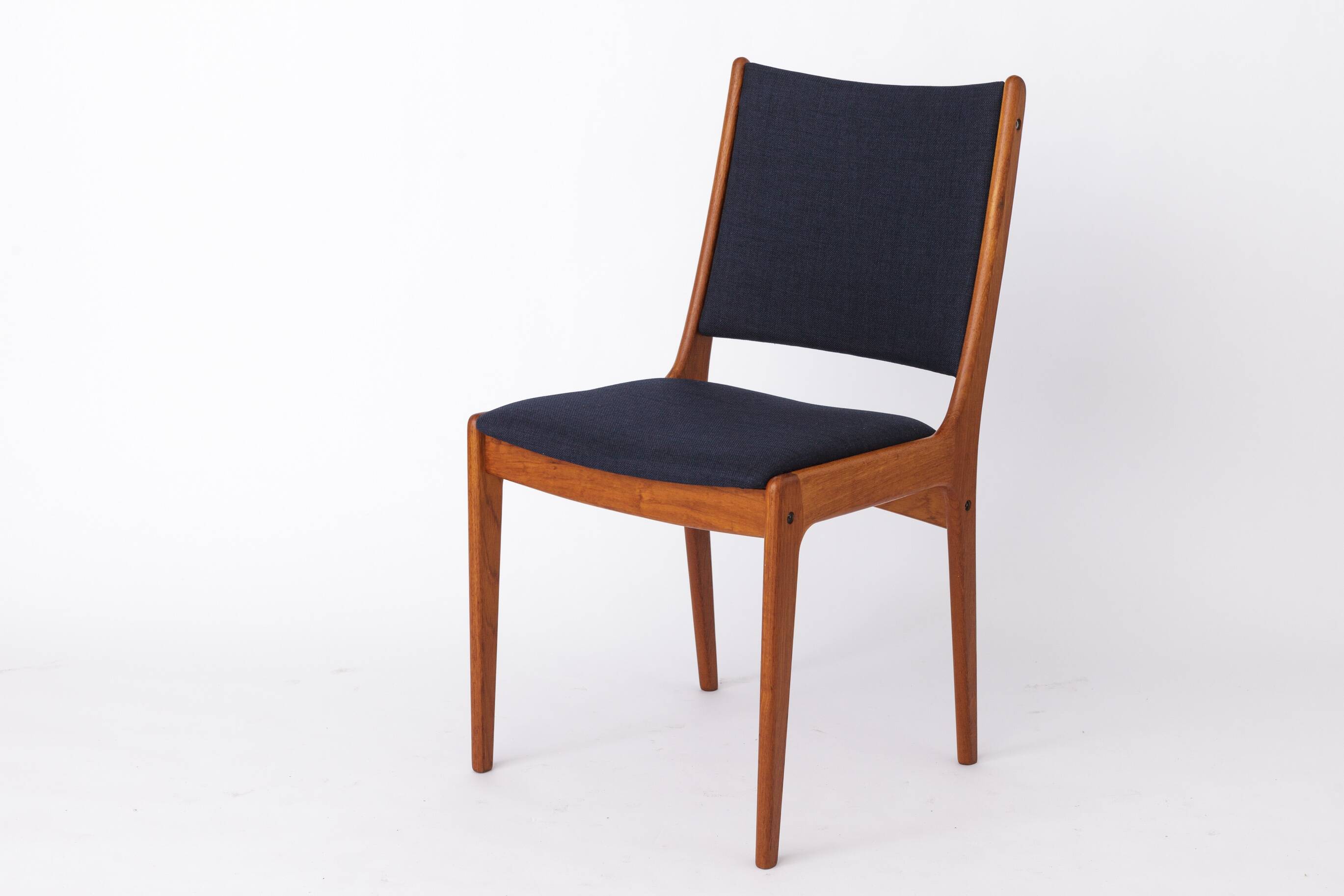 4 of 8 Johannes Andersen Dining Chairs | Danish Teak Mid-Century Design