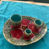 Ensemble de barbotines art nouveau composé d'un plat et de 3 pots collector