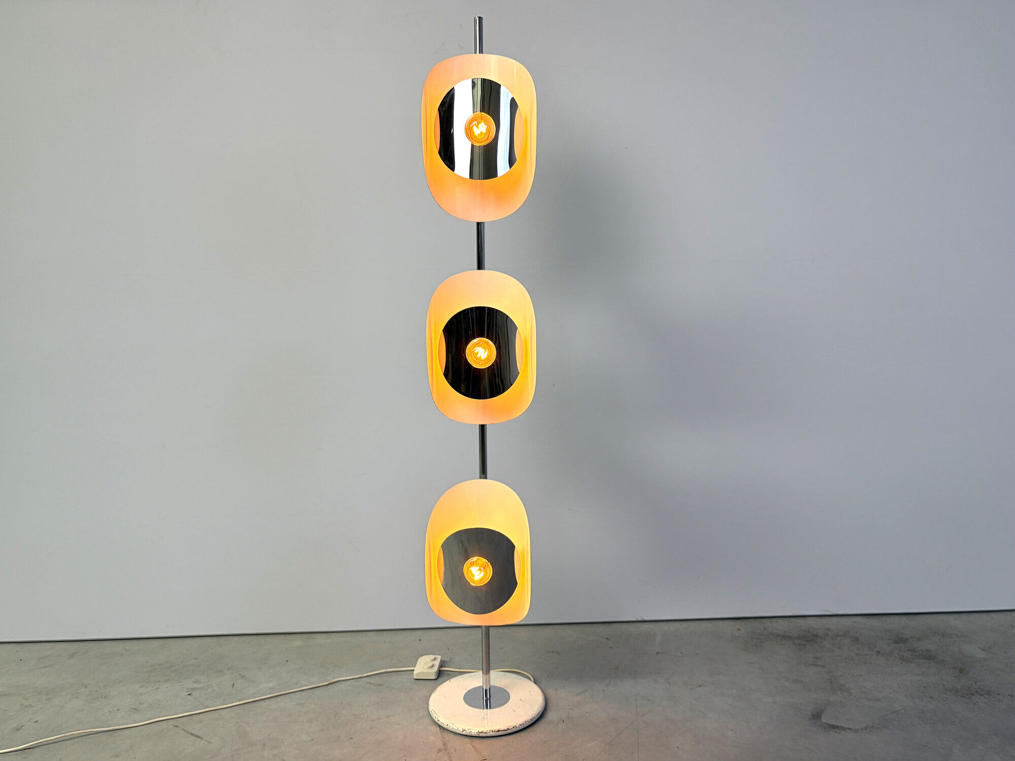 Mid century floor lamp by Brevetatto Italy, 1960s