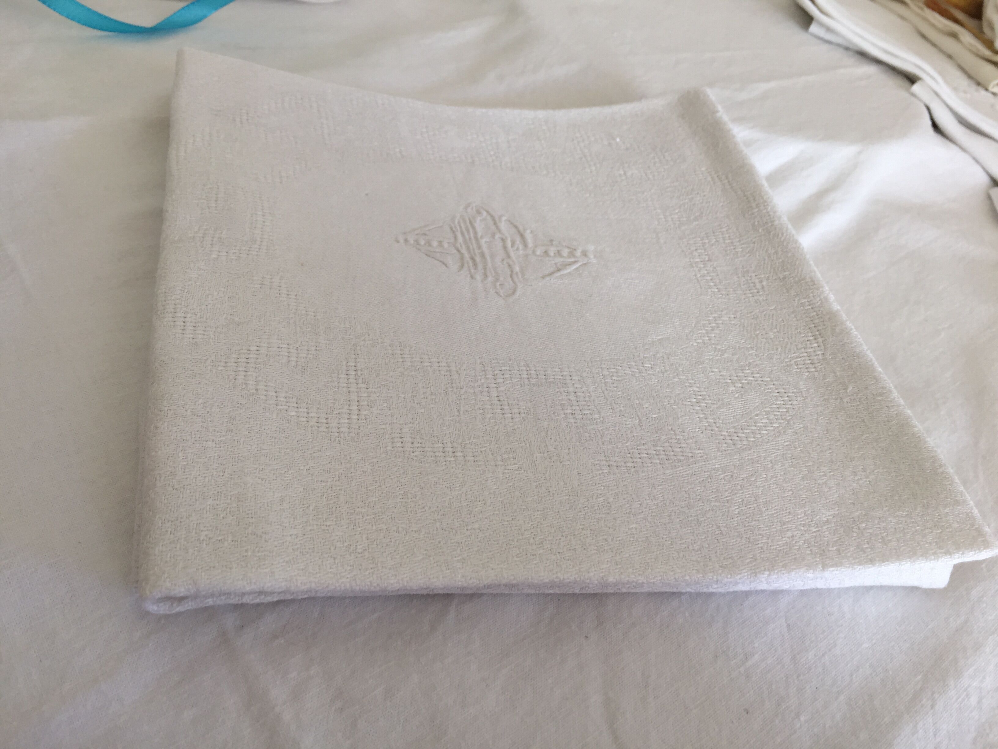 Set of damask napkins