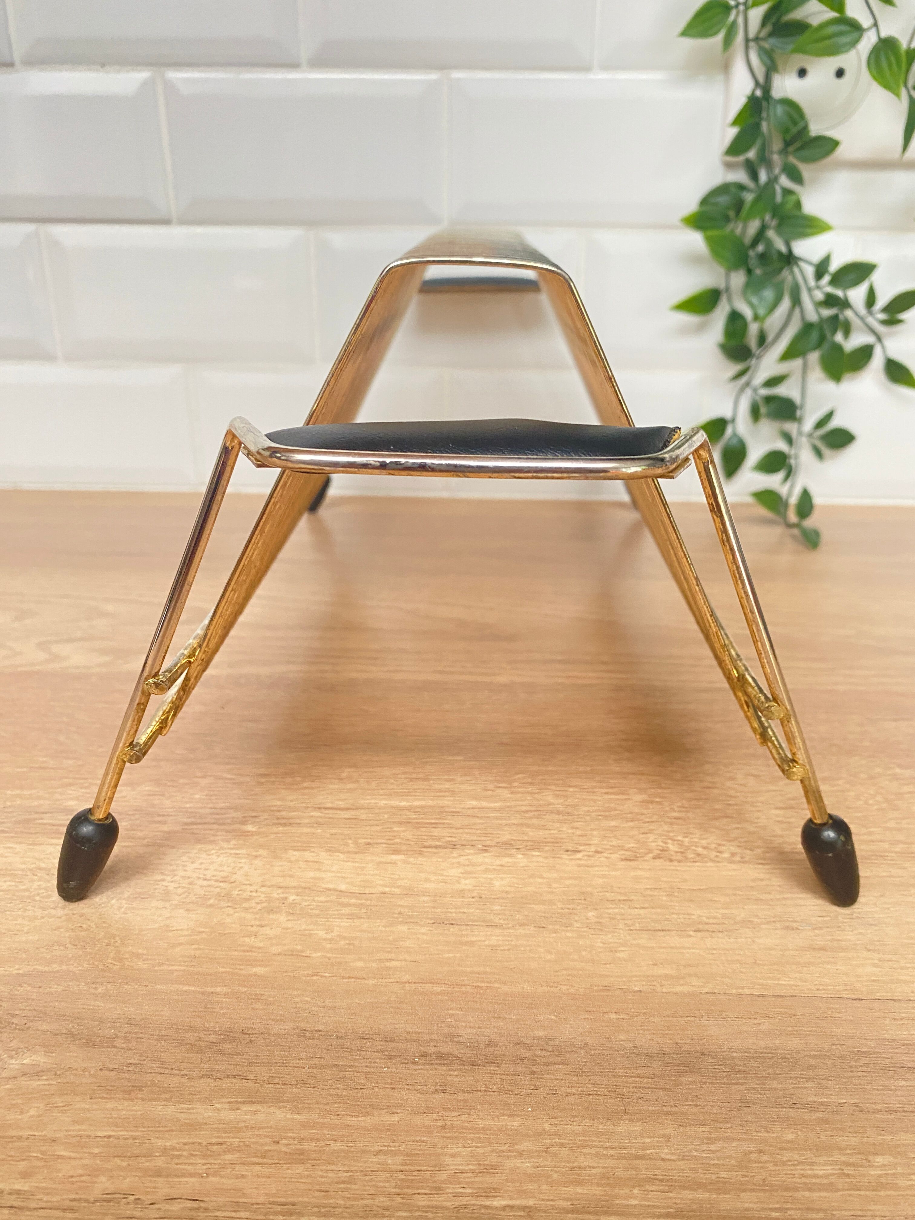 Vinyl records holder from the 50s-60s