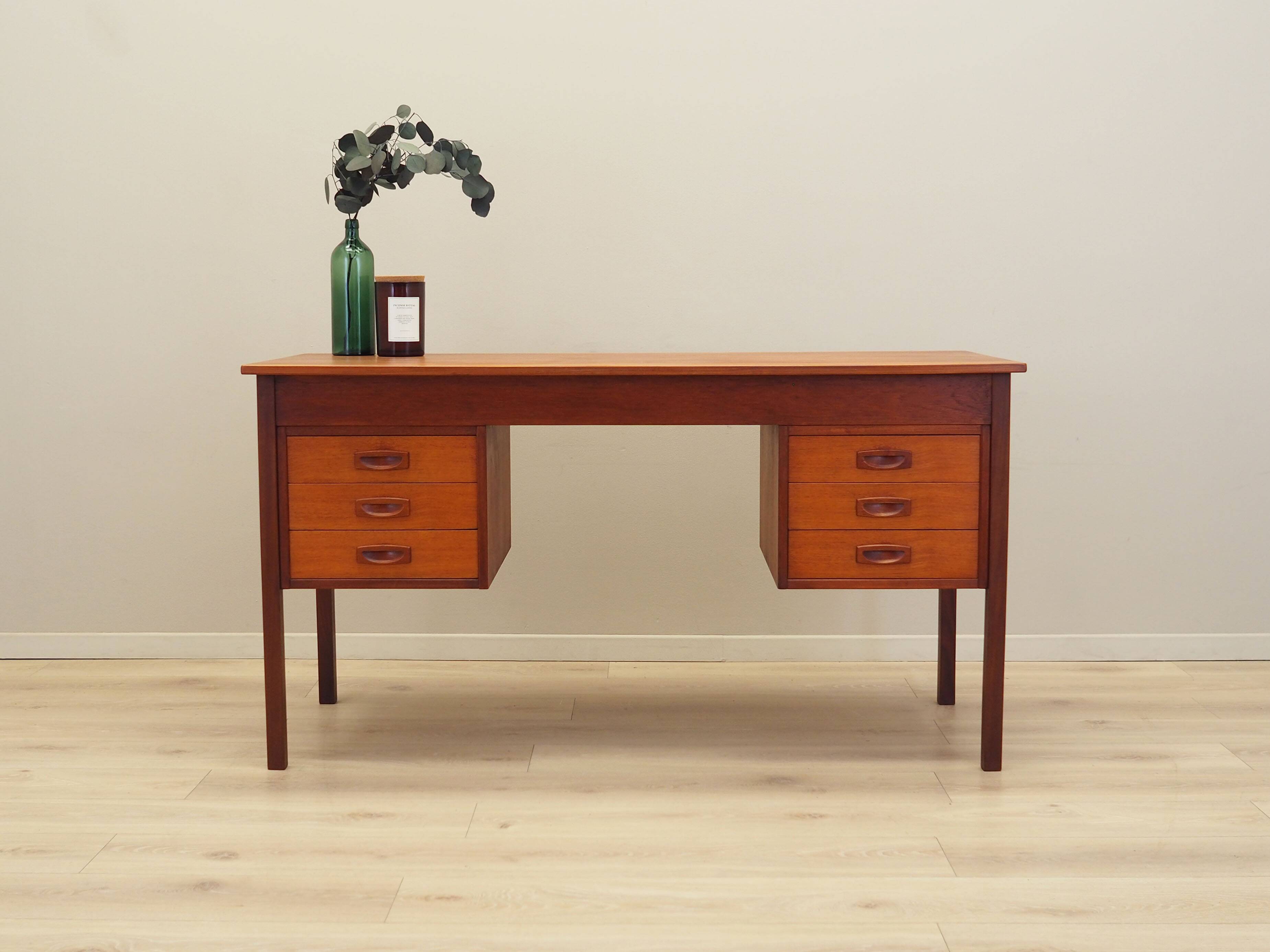 Teak desk, Danish design, 1970s, production: Denmark
