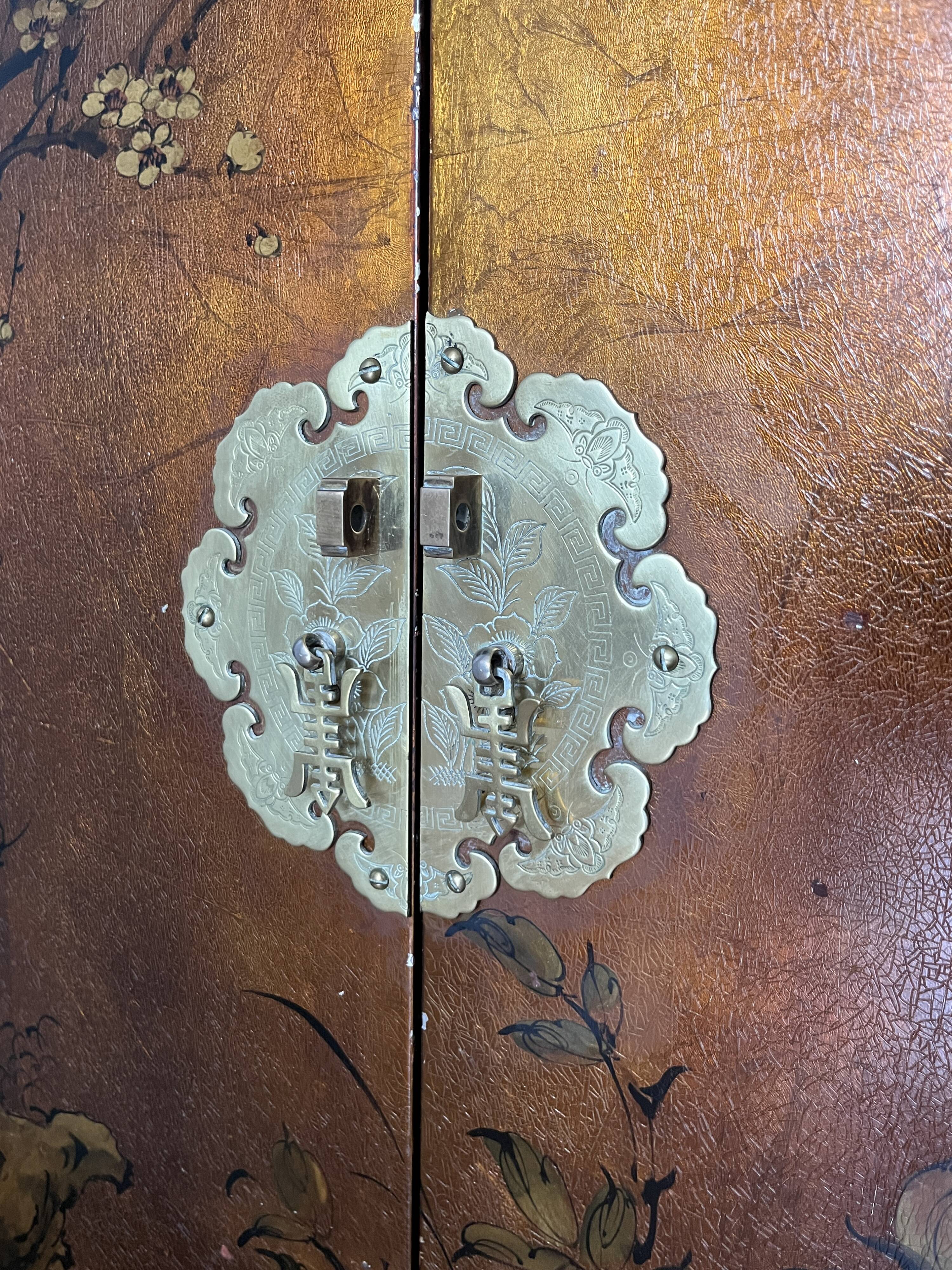 Grand buffet in vintage Hollywood Regency/Art Deco style – chinoiserie spirit.