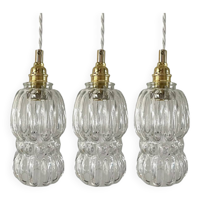 Lot de trois suspensions en verre d’origine scandinave