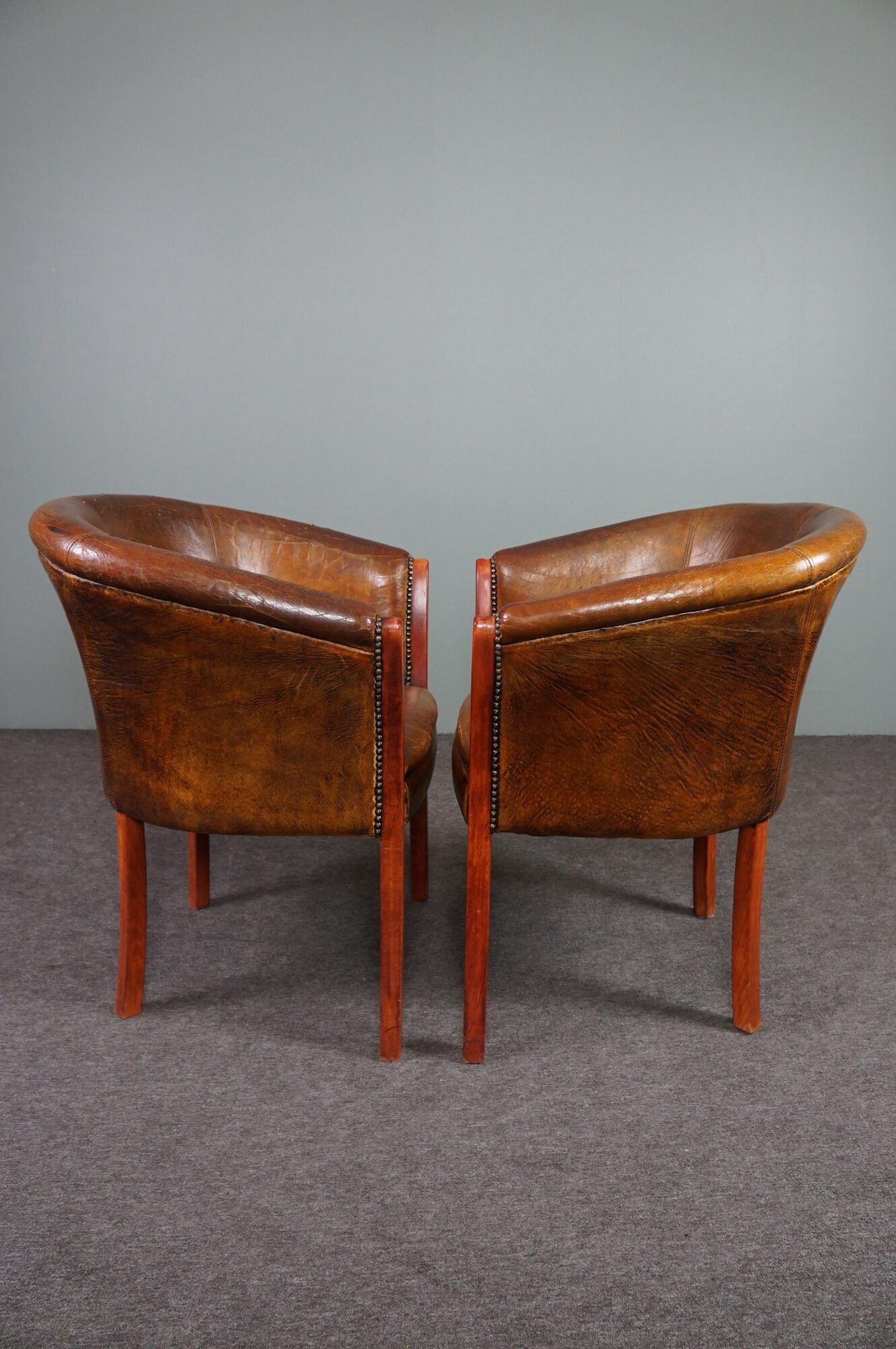 Set of 2 convertible armchairs in sheepskin accent chairs