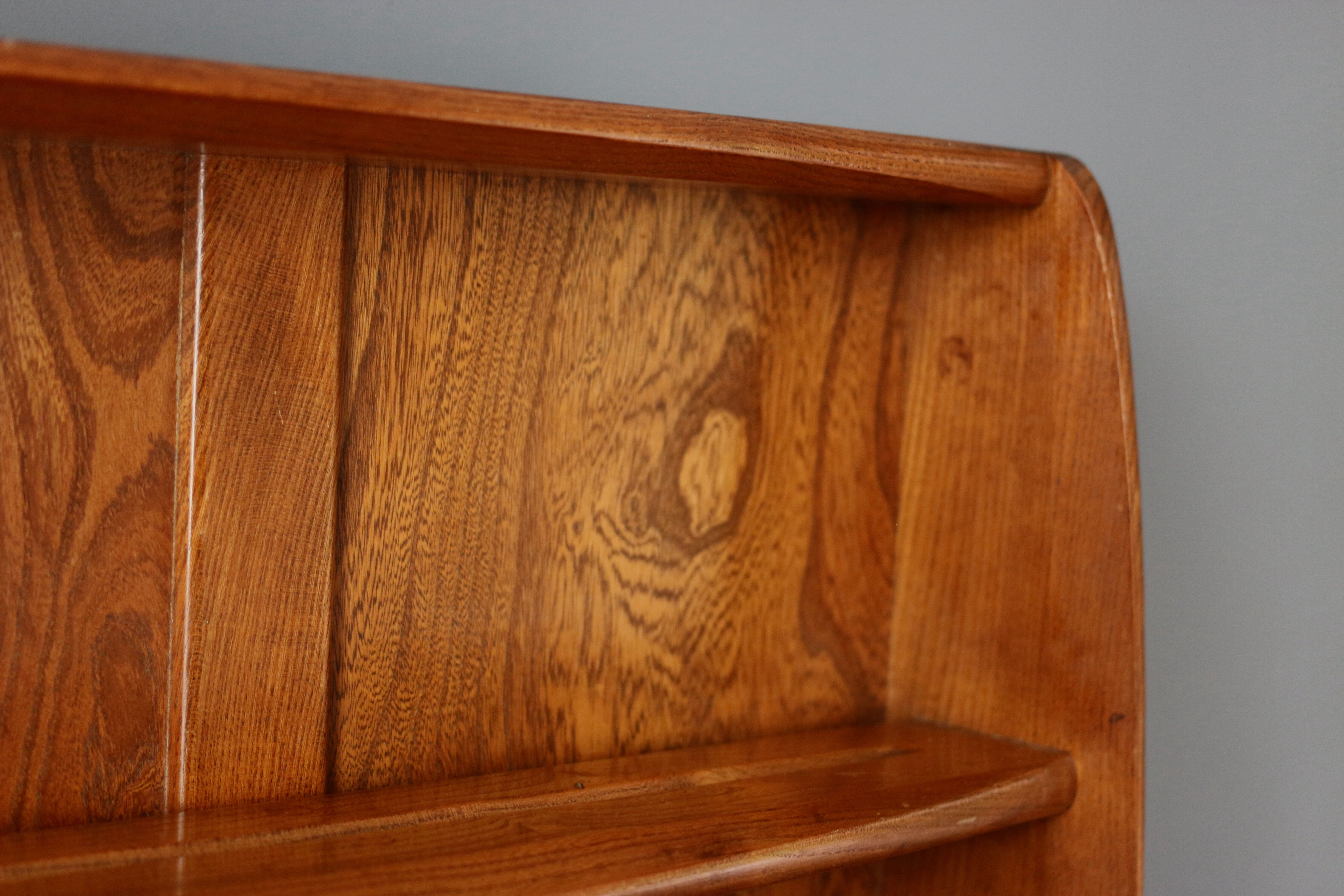 Cintage scandinavian shelf ercol 1960