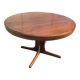 Extendable round table for 4 to 6 people, wood.