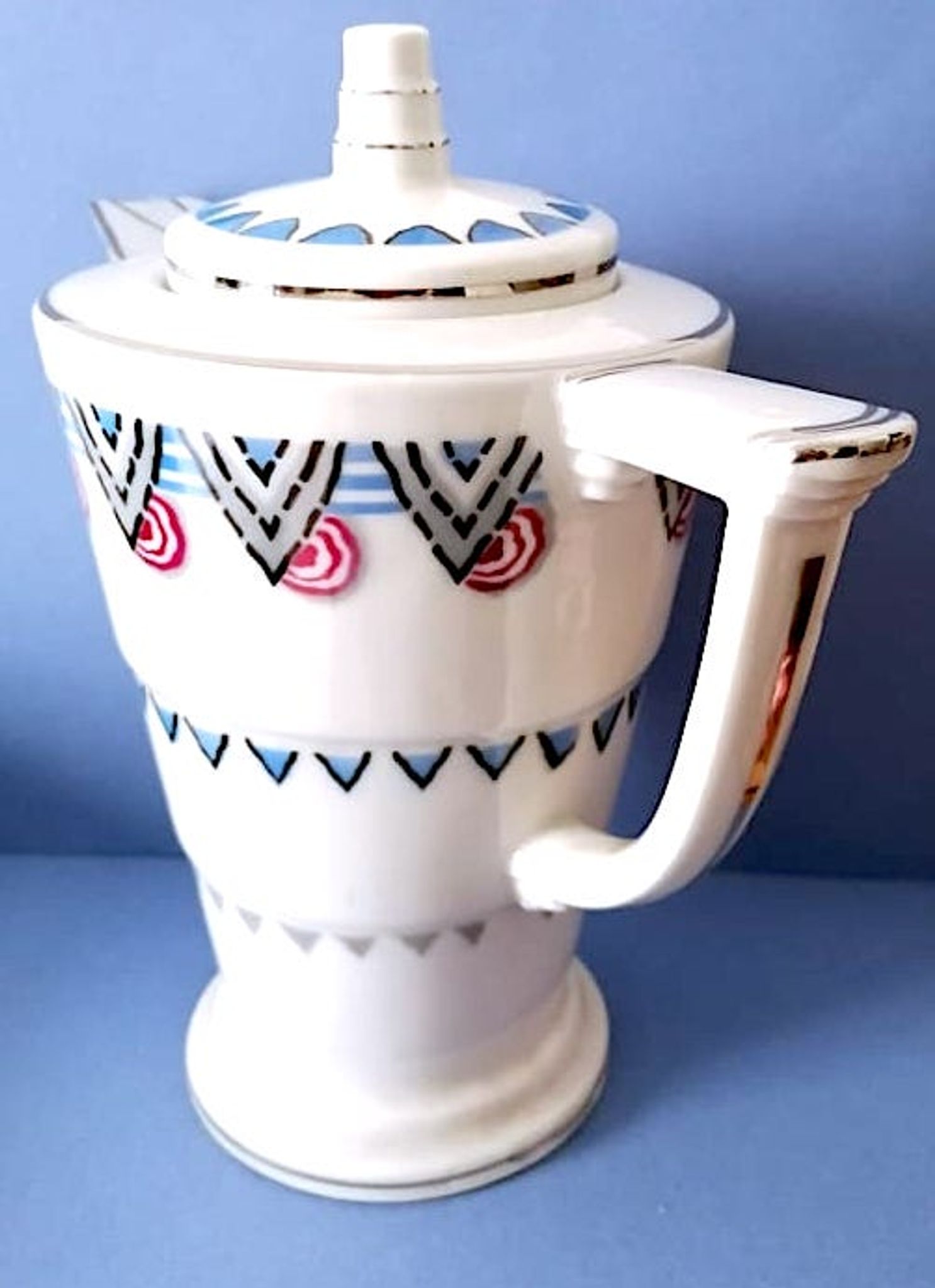 Théière en porcelaine de Limoges à décor géométrique