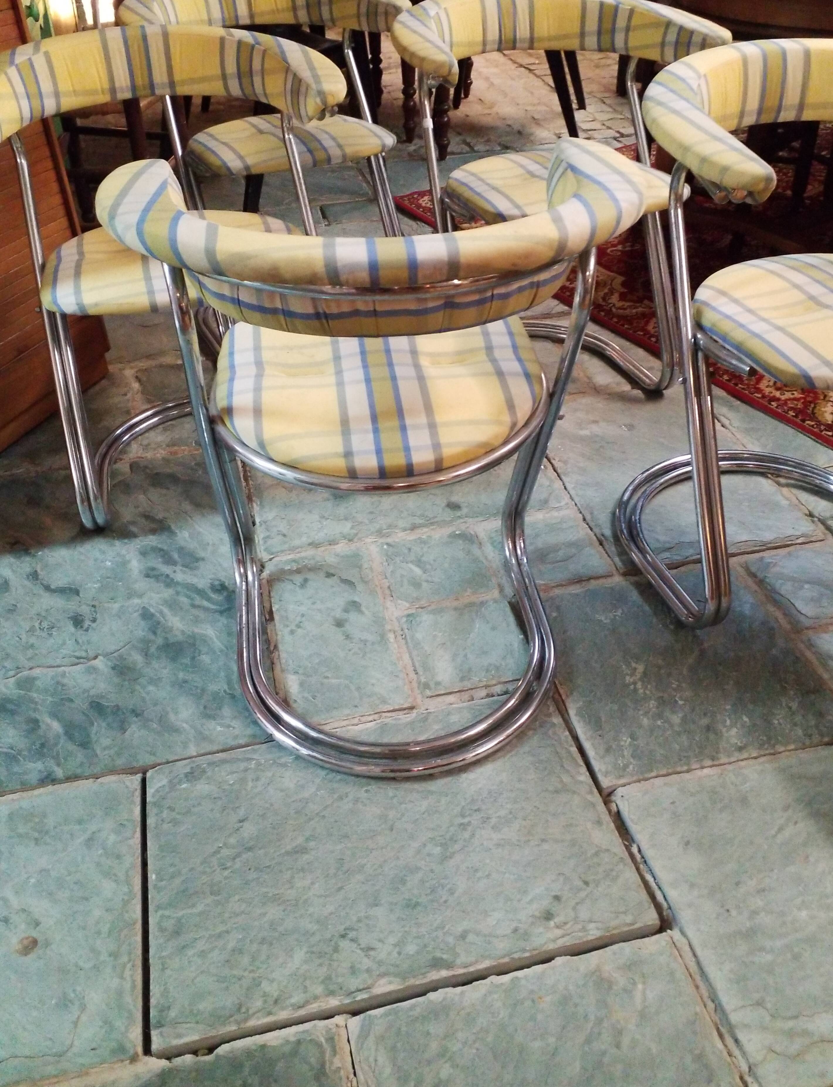 6 fauteuils en chrome
