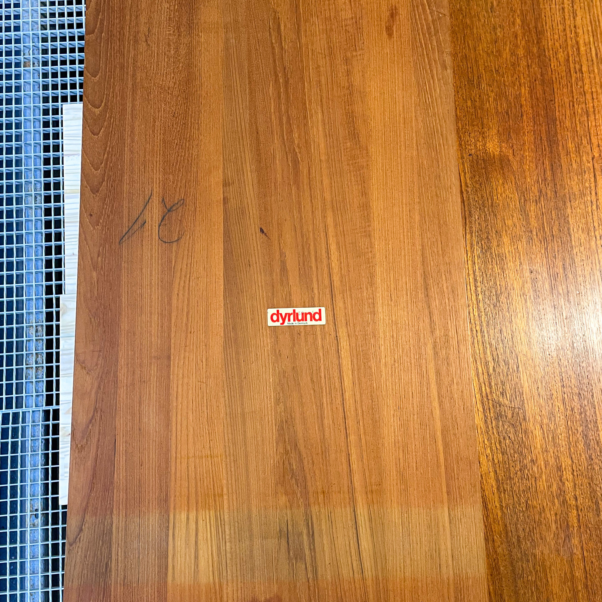 Dyrlund editor, scandinavian table in solid teak