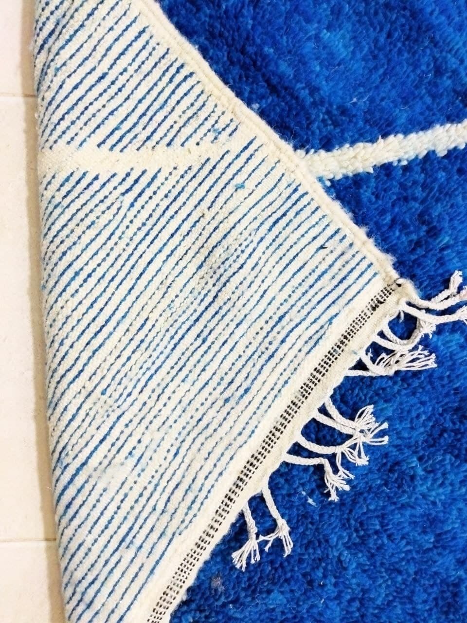 Tapis berbère marocain bleu 307 x 204cm