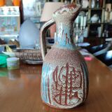Vase pichet en céramique d'Accolay