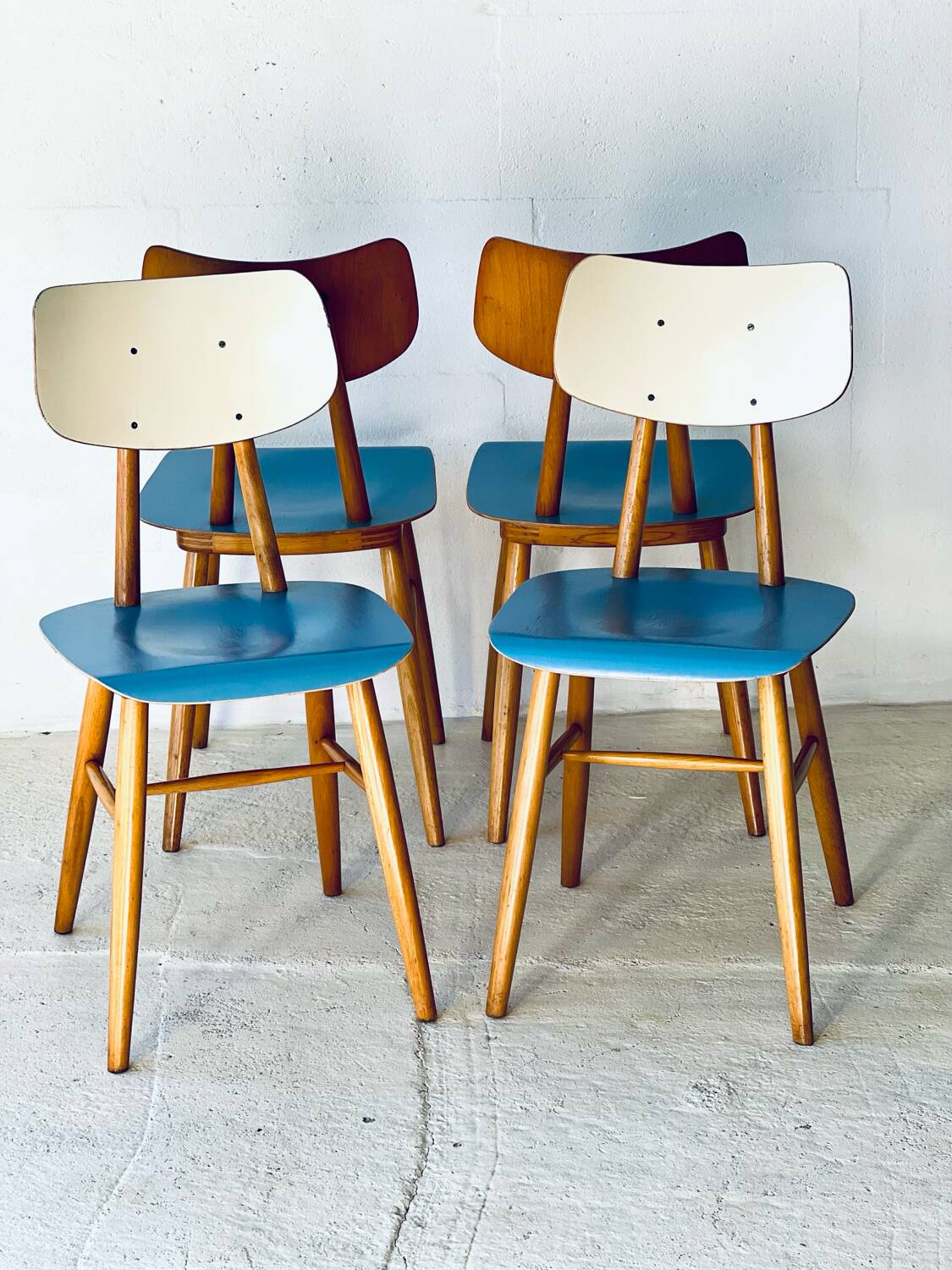 Chaises vintage par TON, 1960'
