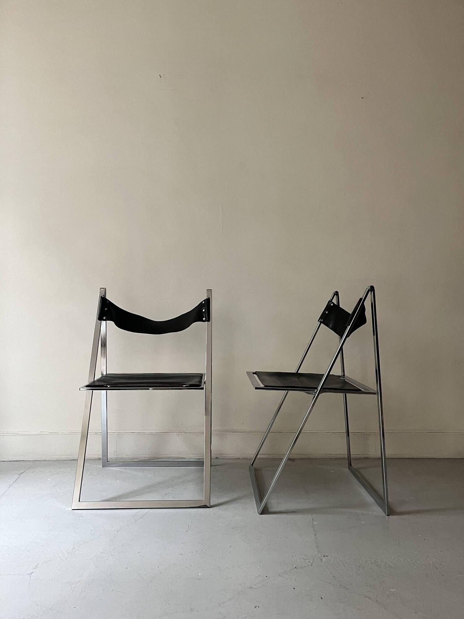 Set of 2 folding chairs in leather and chrome model Elios by Fontini & Geraci, Italy 1970