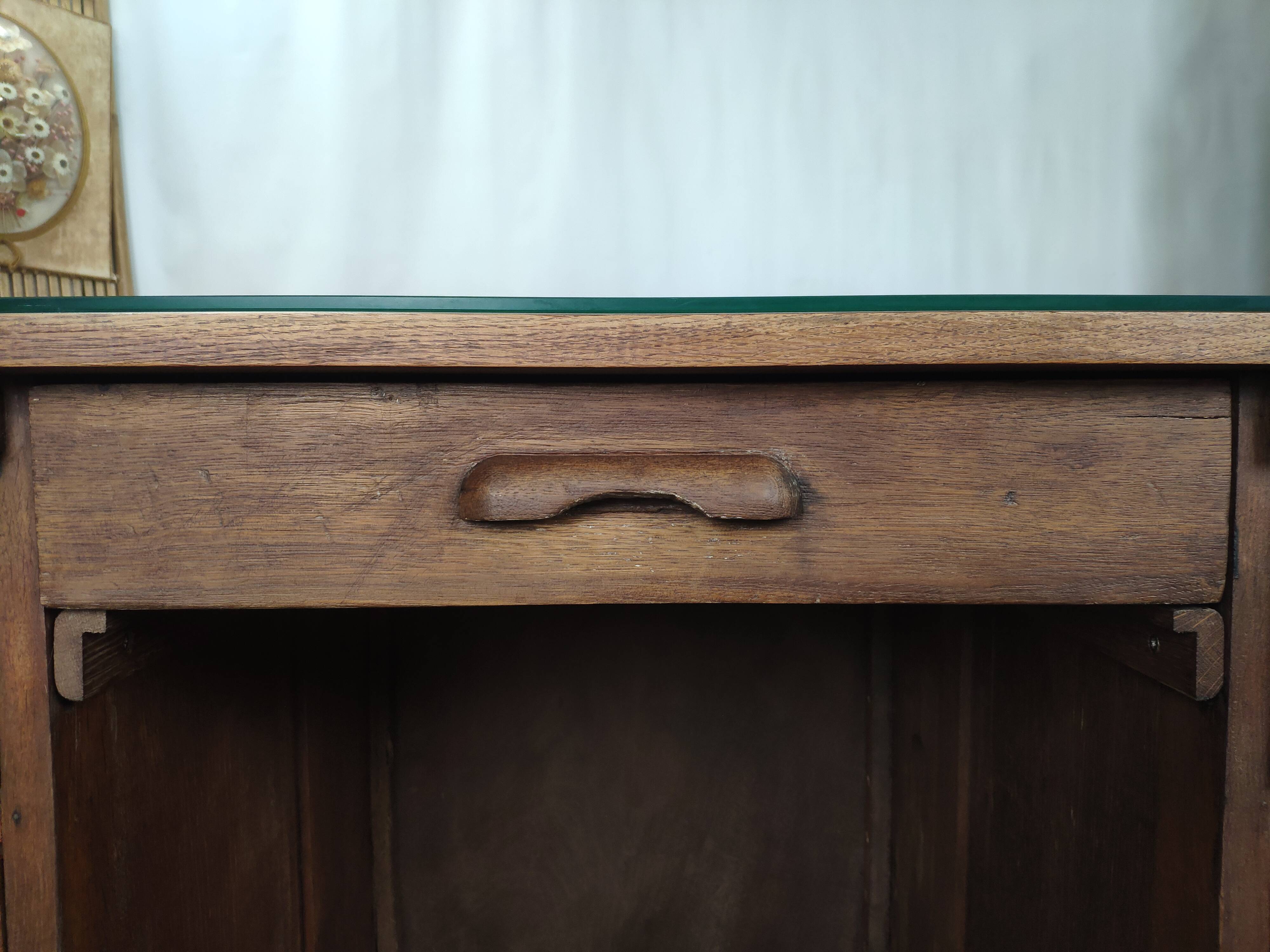 Bureau administration 9 tiroirs vintage