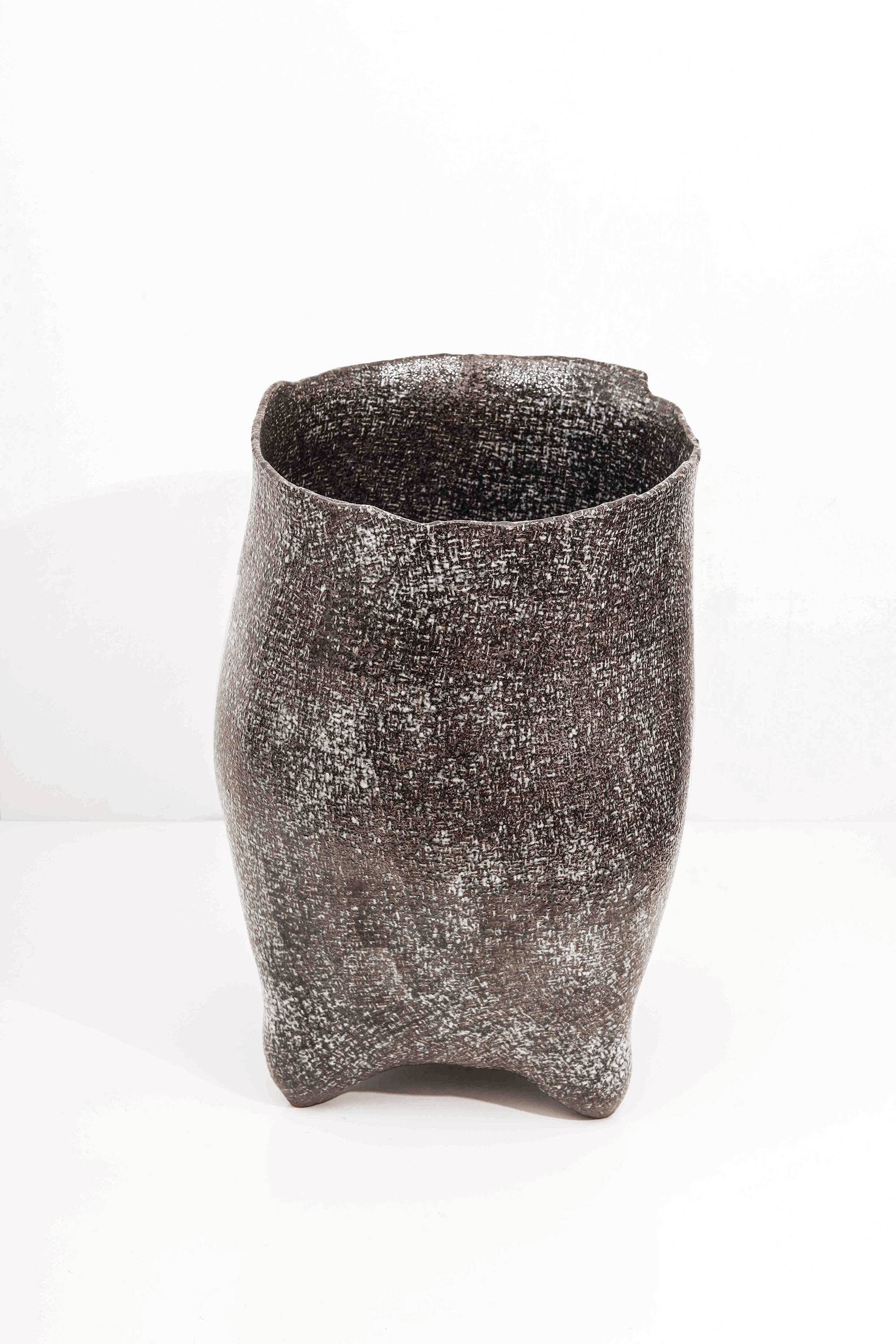 Pottery made by Japanese master potter Kazuo Takiguchi