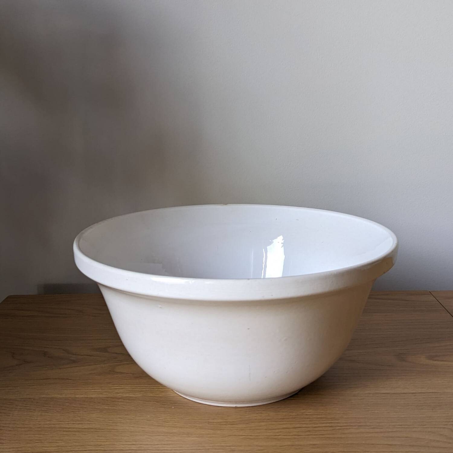 Ceramic salad bowl