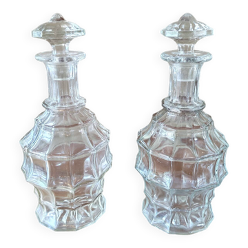 Pair of antique decanters from the 19th century.
