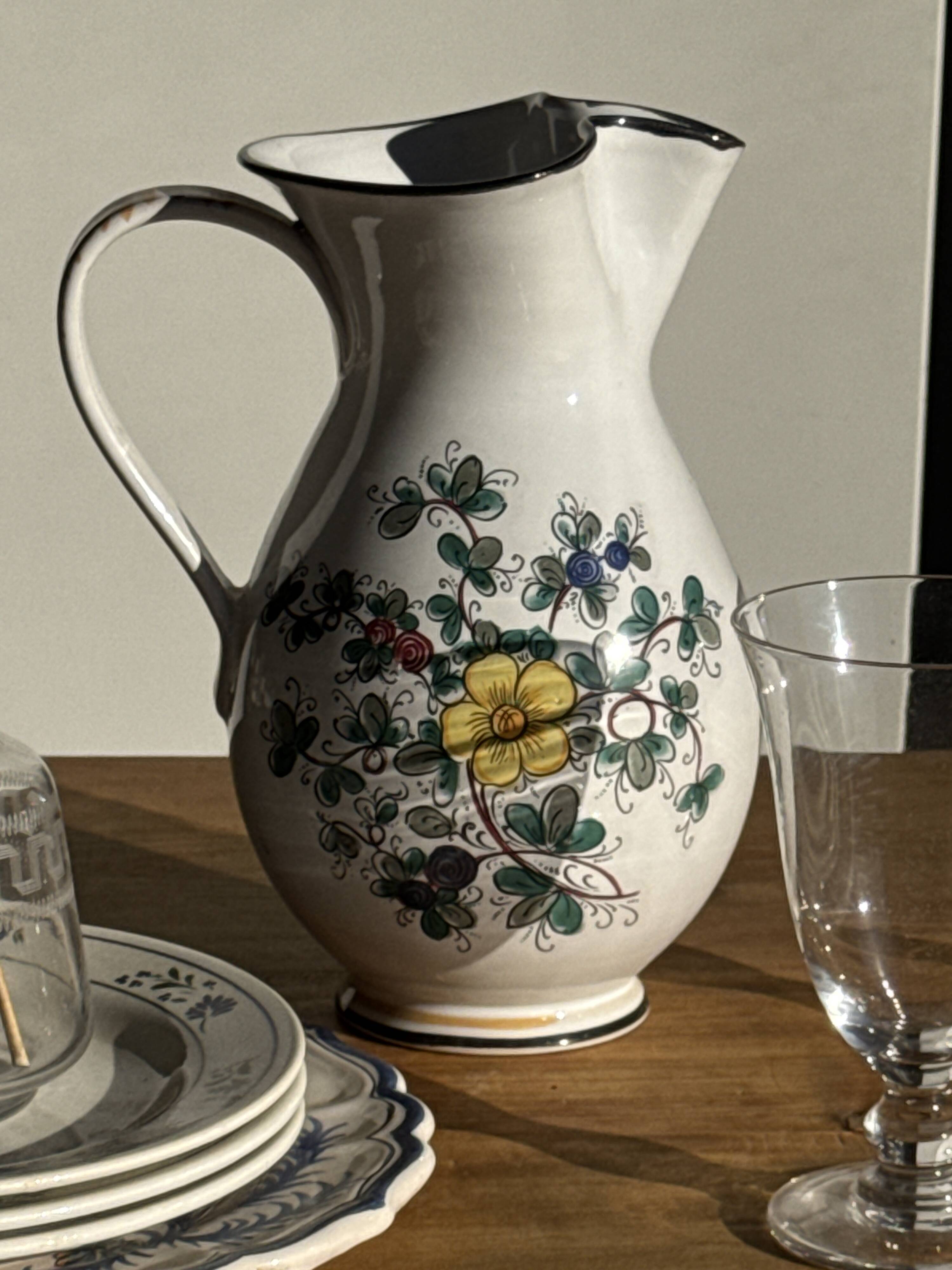 Large ceramic flower bouquet jug H23