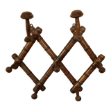 Extendable wooden wall coat rack