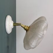 Applique abat-jour vintage art déco en verre de Clichy blanc