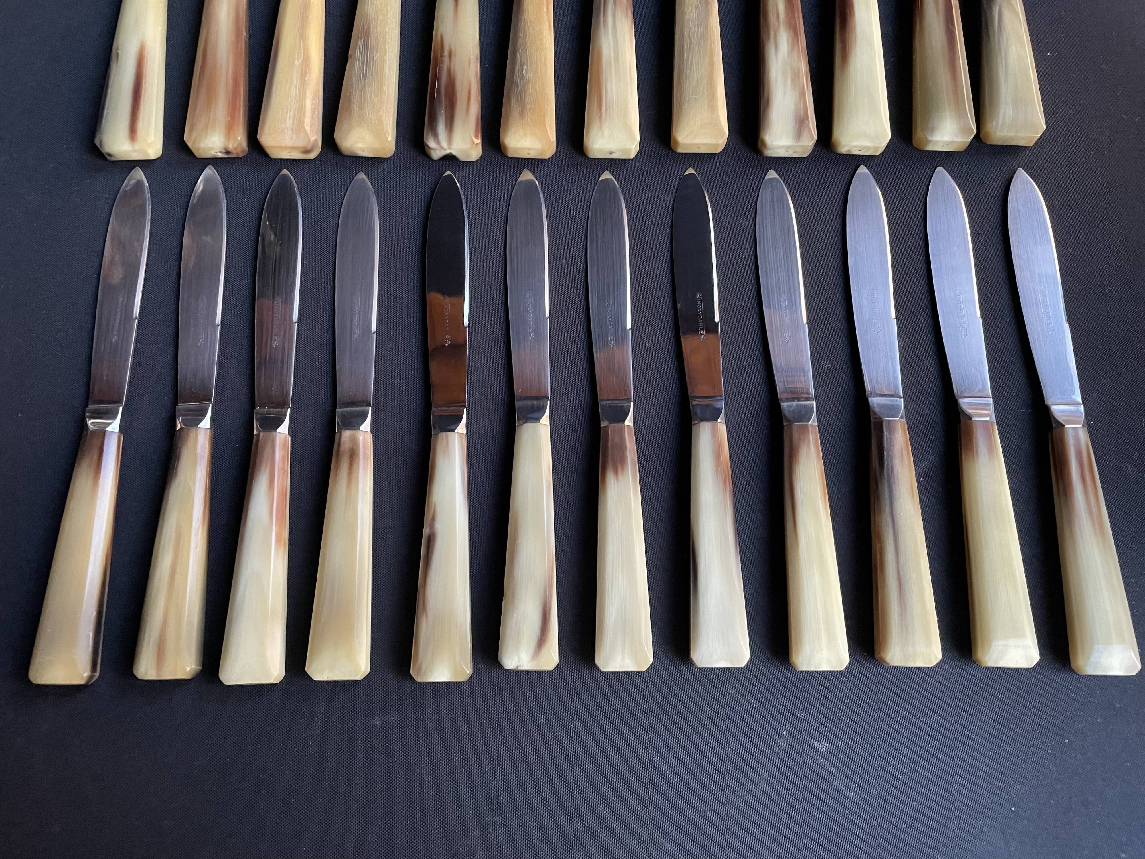 Box of 12 large and 12 small horn handle knives – Art Deco
