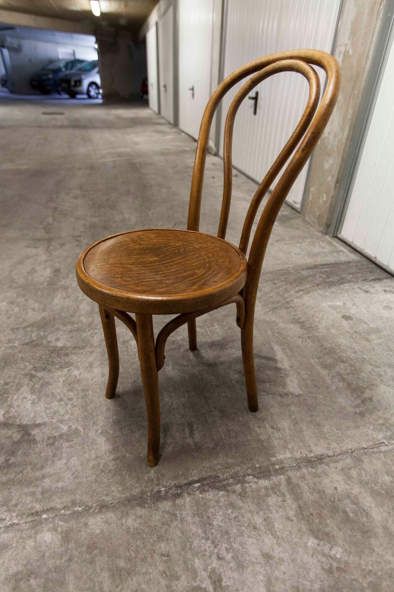 Mundus Vienna Austria 1910 curved wood bistro chair