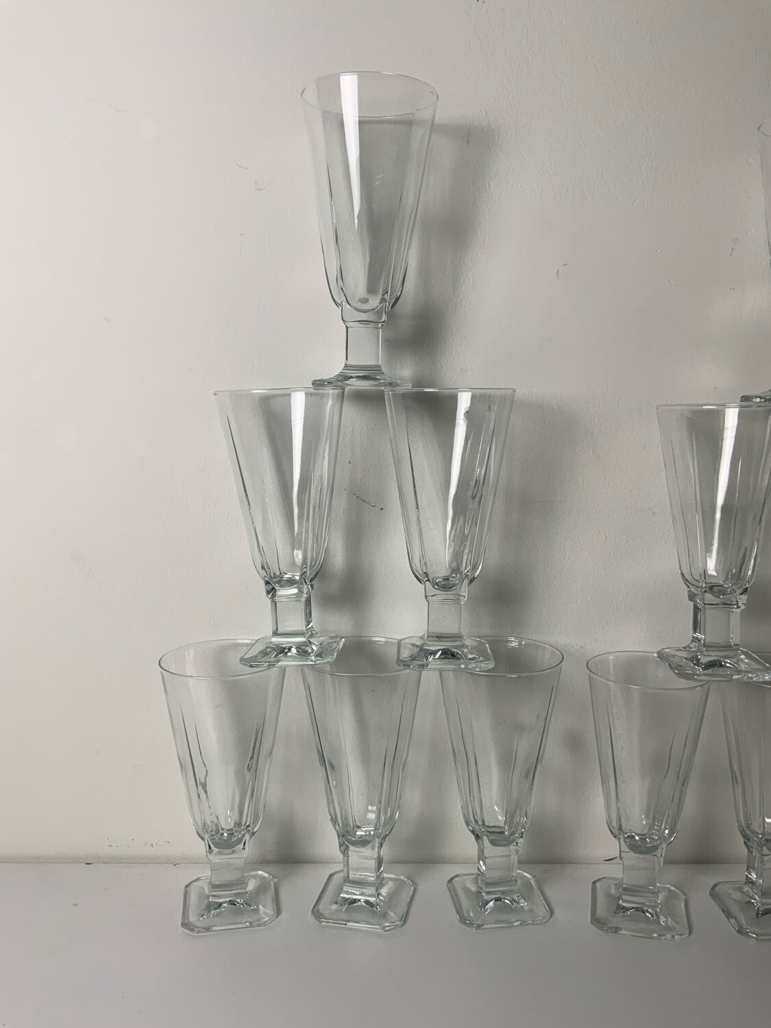12 stemmed glasses