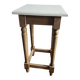 Tabouret ancien en bois brut et blanc cassé