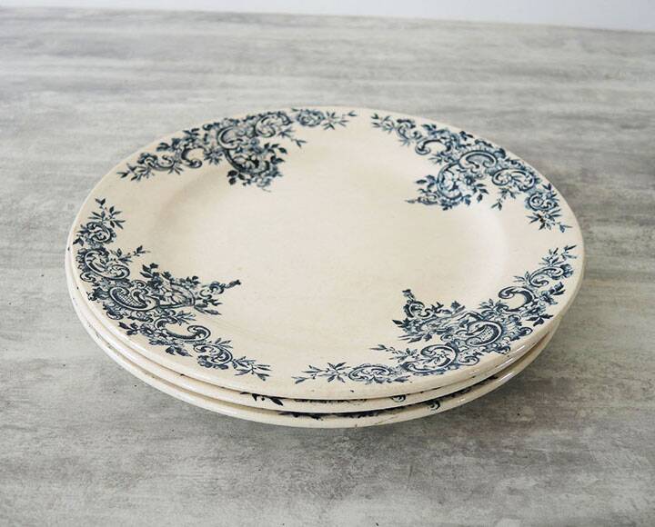 9 Iron Earth Plates - H Boulenger & Cie - Louis XV