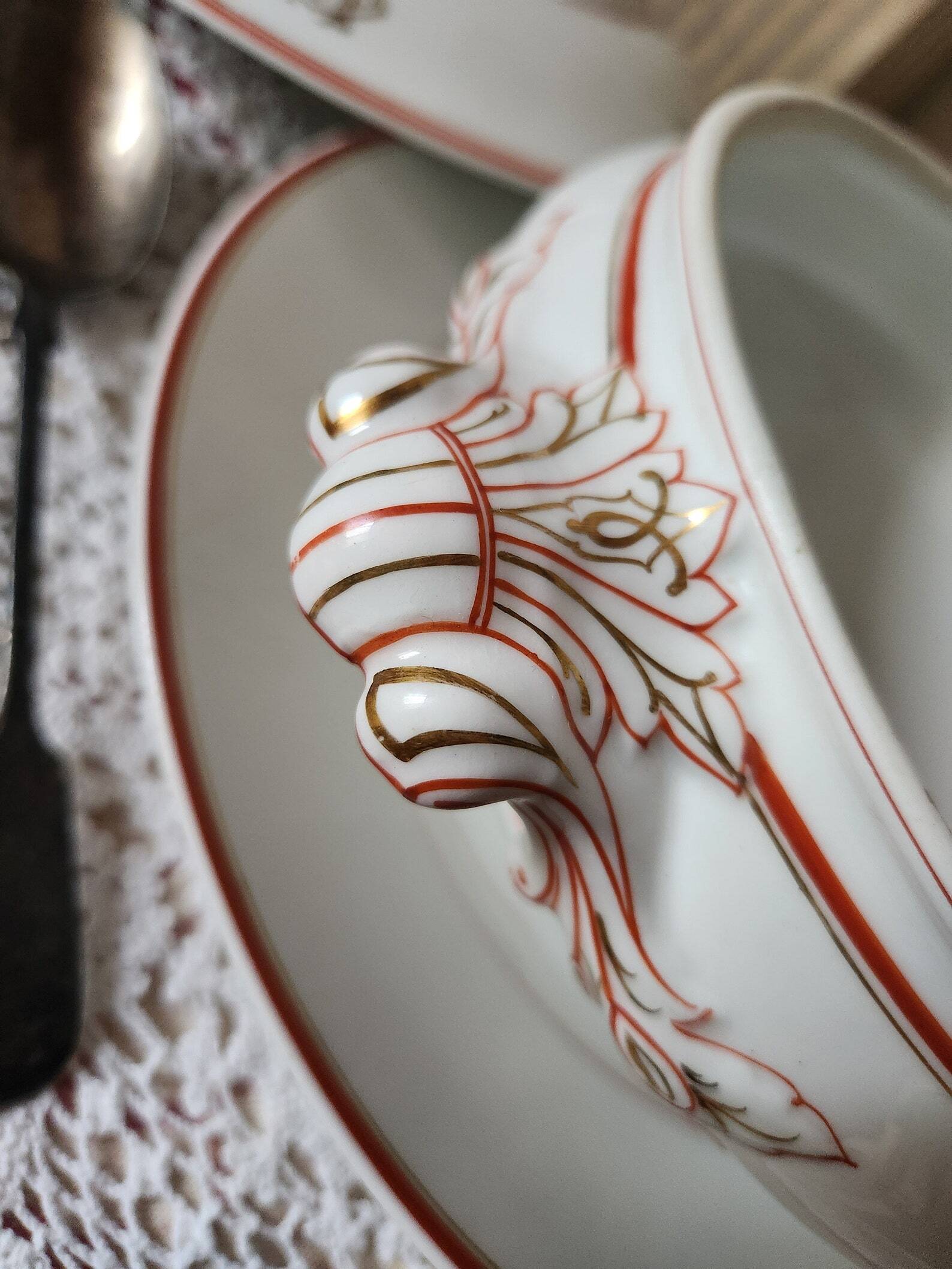 Circa 1900s Pillivuyt Gold 'BM' Monogrammed White Porcelain Soup Tureen