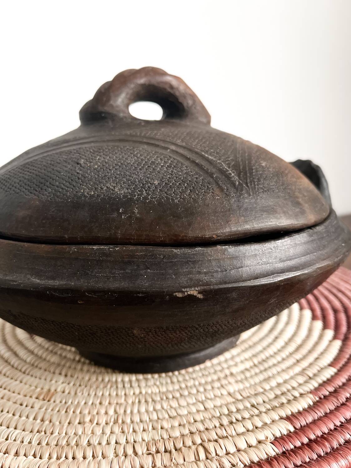 Abron Terracotta Bowls with Clay Lid - African Bowl