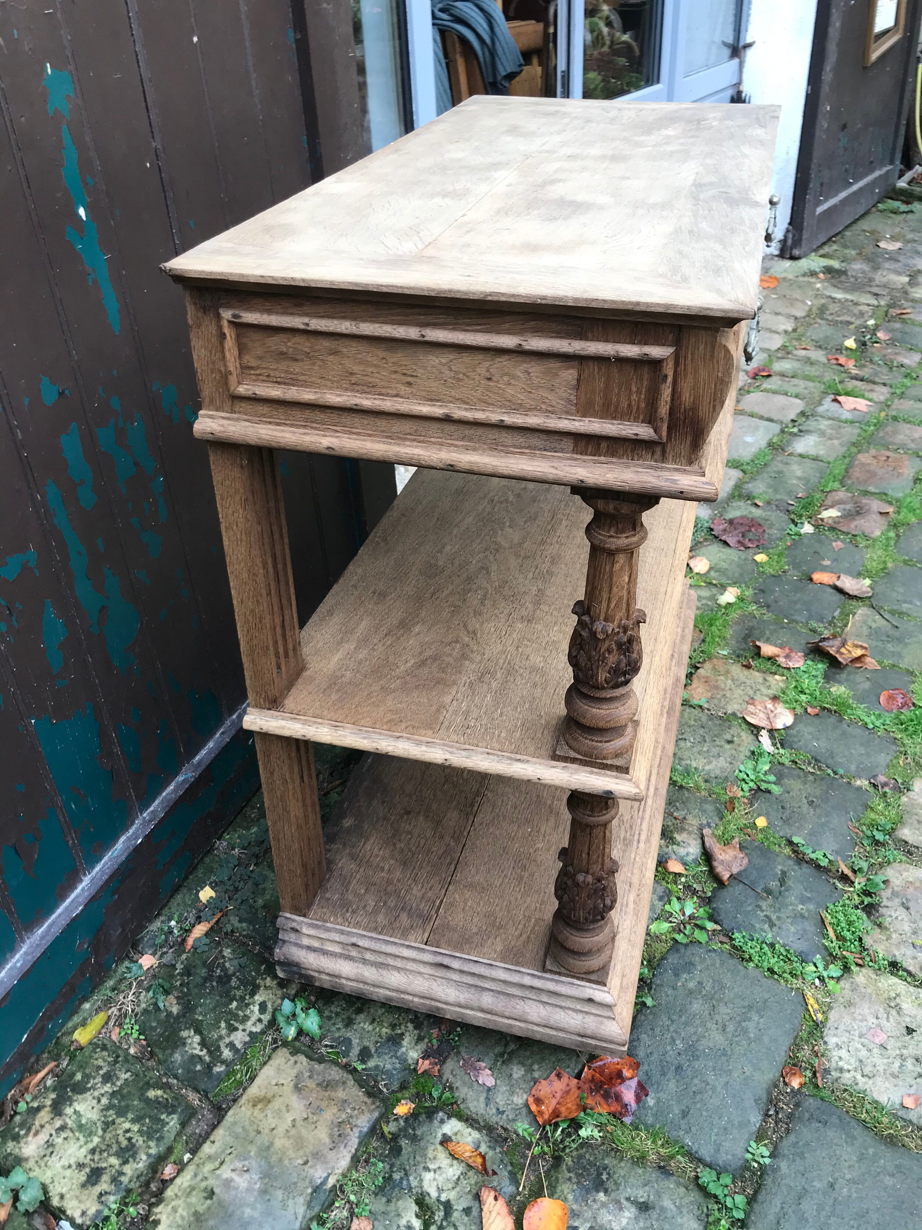 Oak console