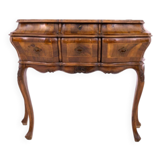 Coiffeuse/commode, Europe du Nord, milieu du XXe siècle.