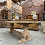 Monastery-style table in solid oak.