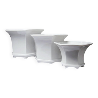 3 Caches-pots gigognes en porcelaine blanche