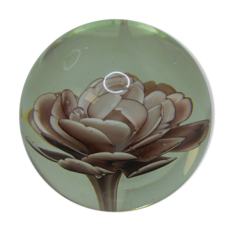 Paper press ball sulphur flower