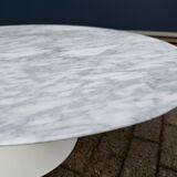 Original oval coffee table Knoll Tulip Eero Saarinen Carrara