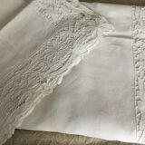 More identical linen drapery adornment Richelieu mother-of-pearl buttons