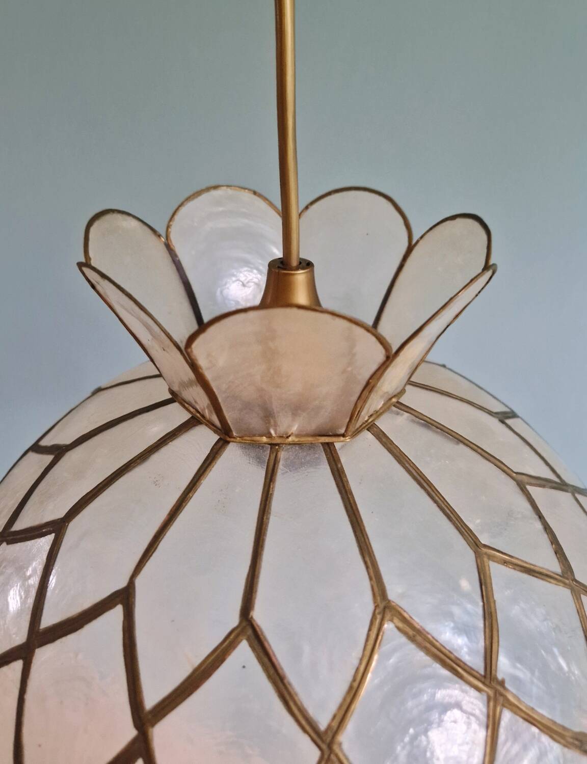 Suspension vintage en nacre de capiz, années 70