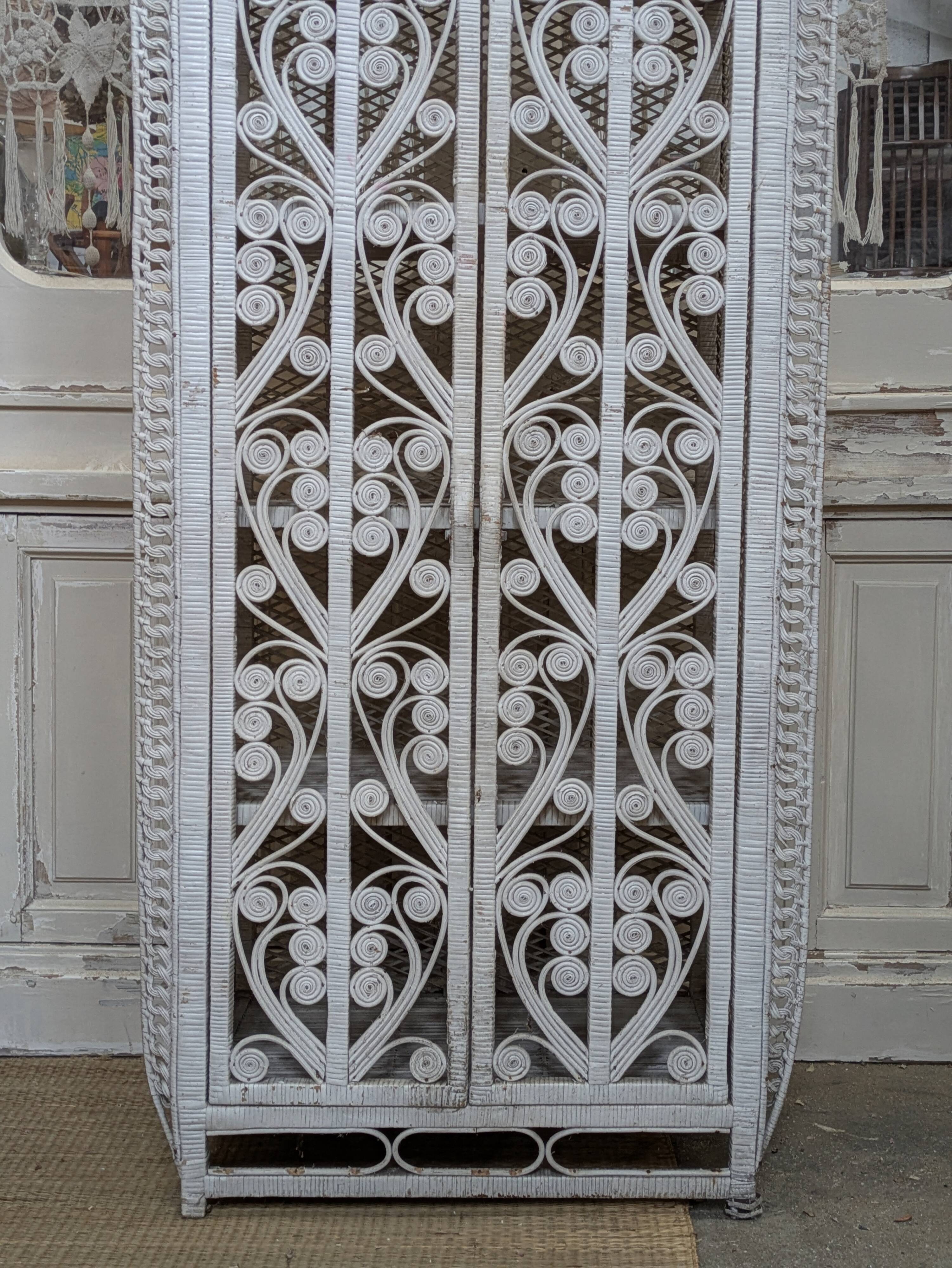 Armoire rotin