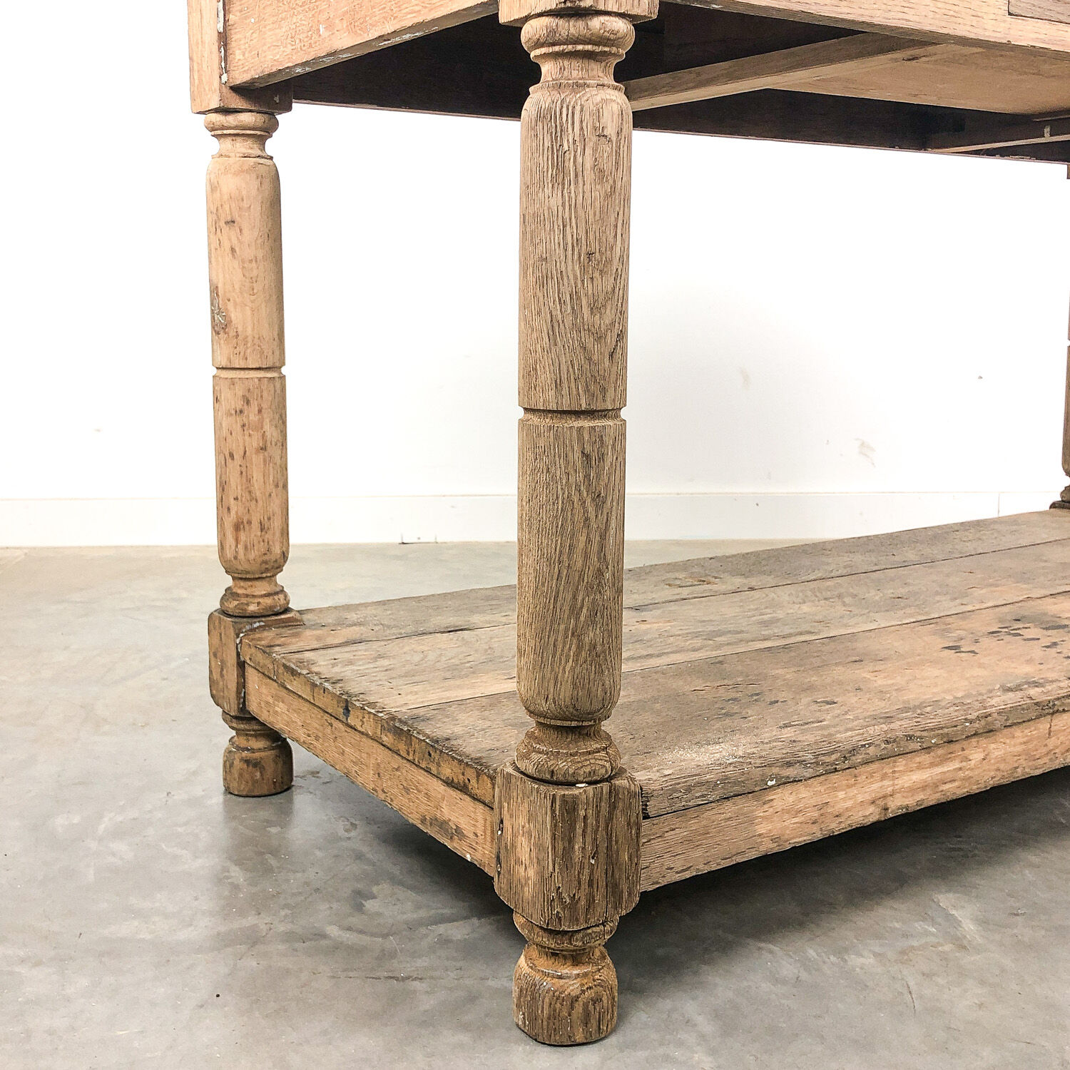 Antique bleeched oak drapers table 19th century