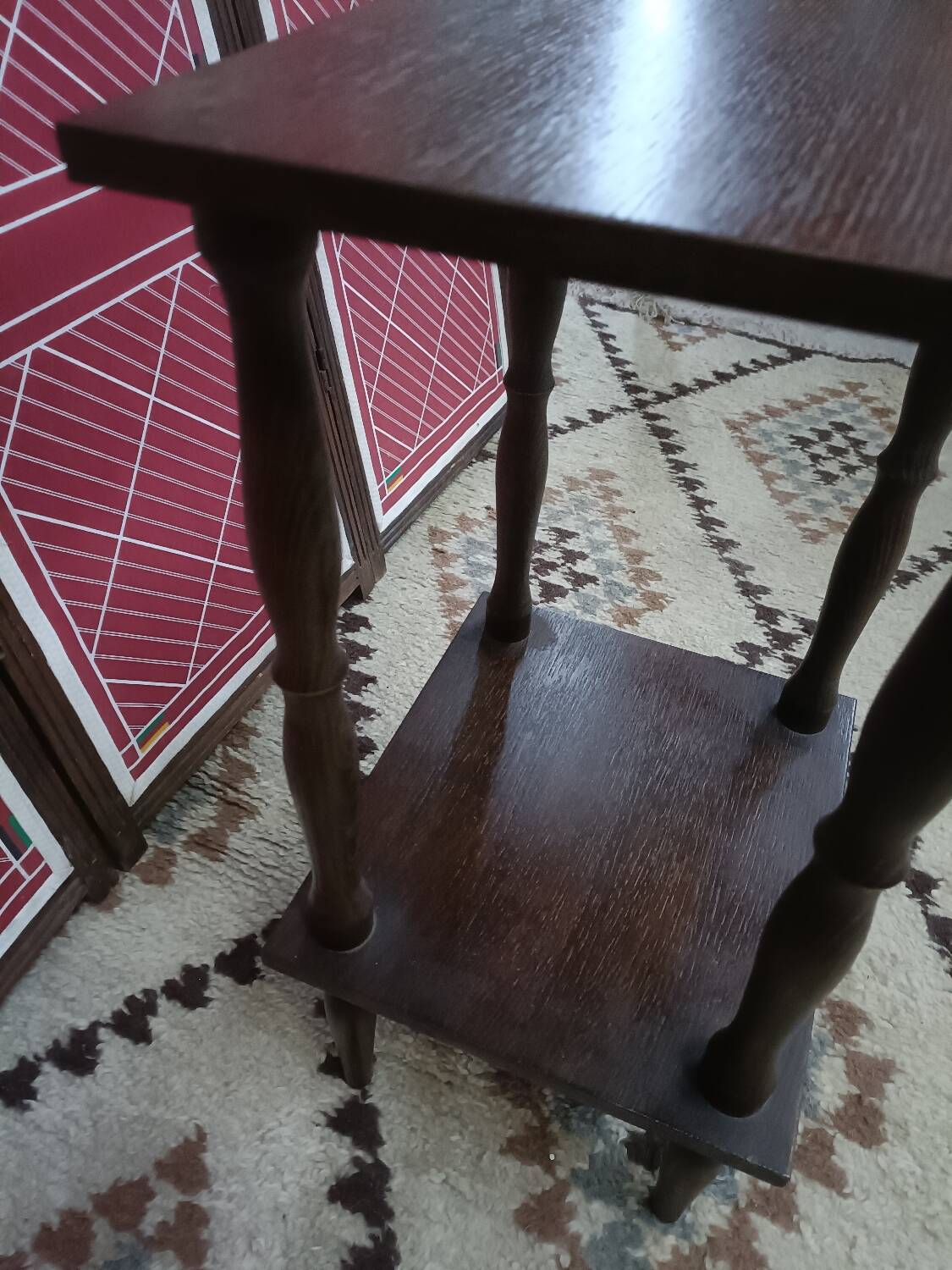 Vintage 2-tier pedestal table