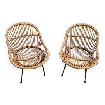 Paire de fauteuils corbeille rotin & métal noir – Vintage circa 1970