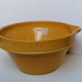 Lot of two sandstone bowls of Digoin 3l and 1.6l
