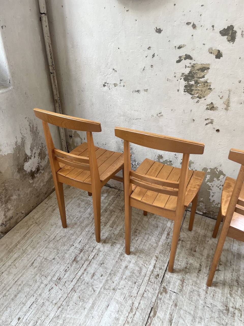 4 golden oak chairs