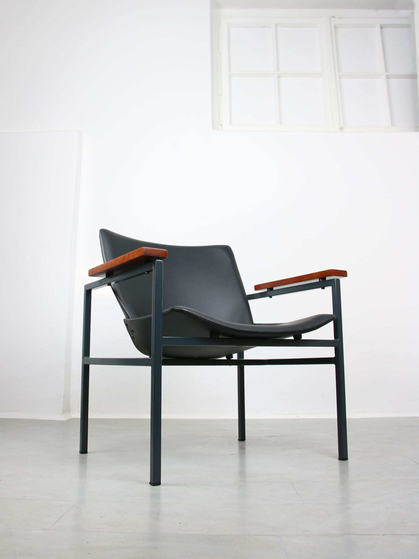 Vintage Shell armchair by Niko Kralj for Stol, 50s