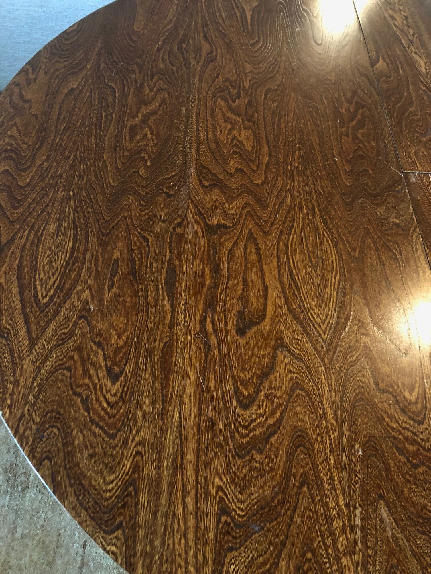 Scandinavian round table butterfly extensions